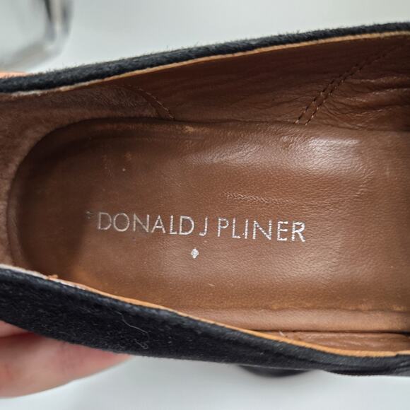 Donald Pliner CARLA Black Suede and Patent Leather Wedge Heel Pumps Size 8 M - Picture 7 of 8